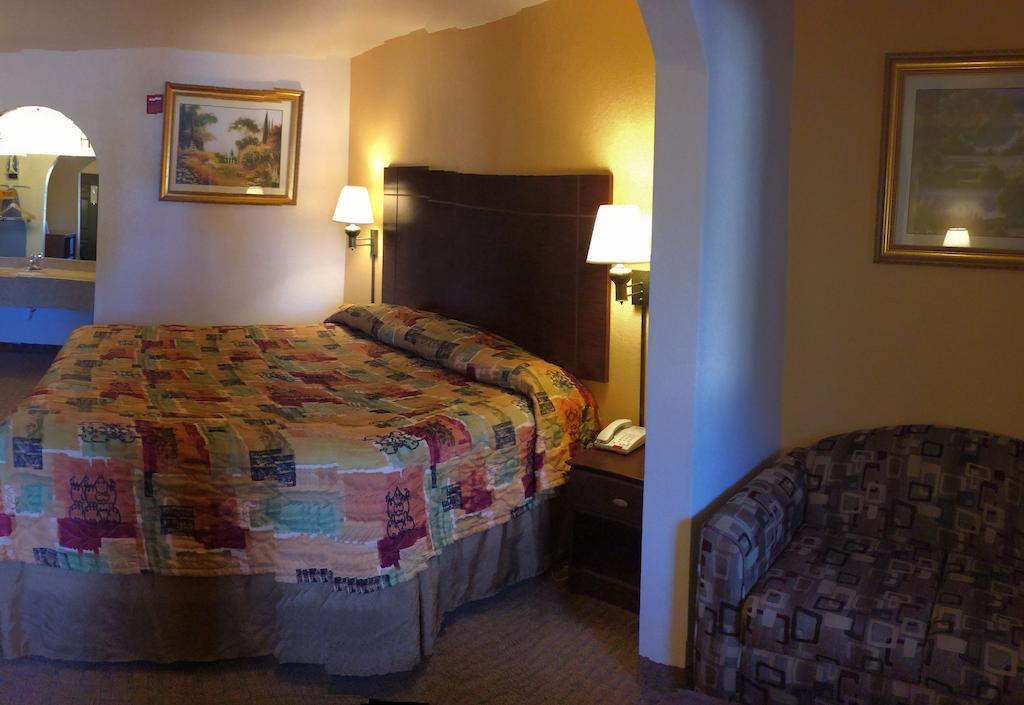 Super 8 By Wyndham Idabel Motel Oda fotoğraf