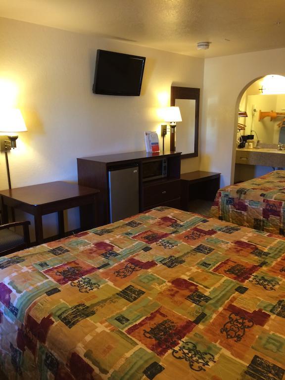 Super 8 By Wyndham Idabel Motel Oda fotoğraf